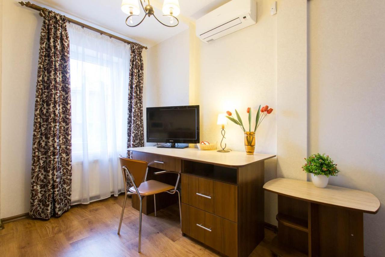 Excellent Studio Apartment In The Center - Kravtsova Lane 13B Kharkiv Exterior photo