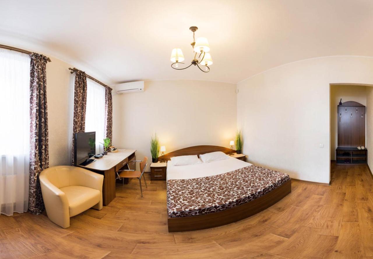 Excellent Studio Apartment In The Center - Kravtsova Lane 13B Kharkiv Exterior photo